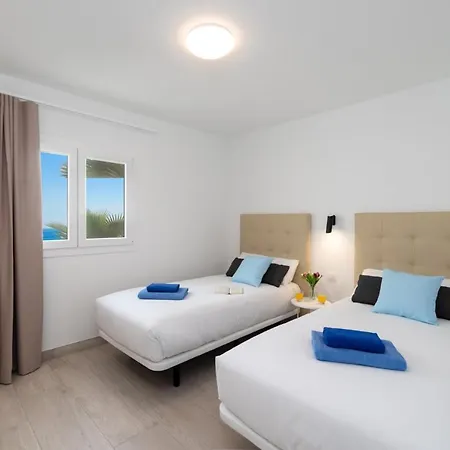 La Nueva By Βίλα